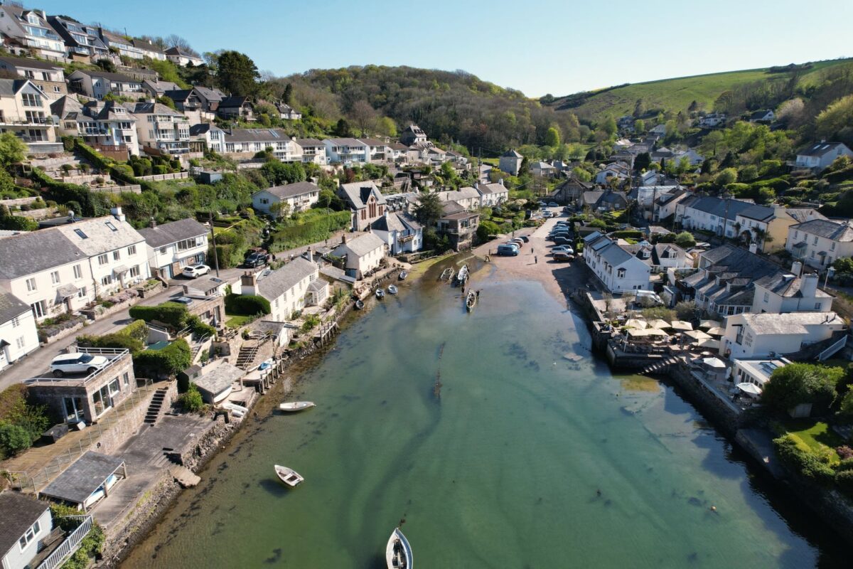 Noss Mayo Circular Devon