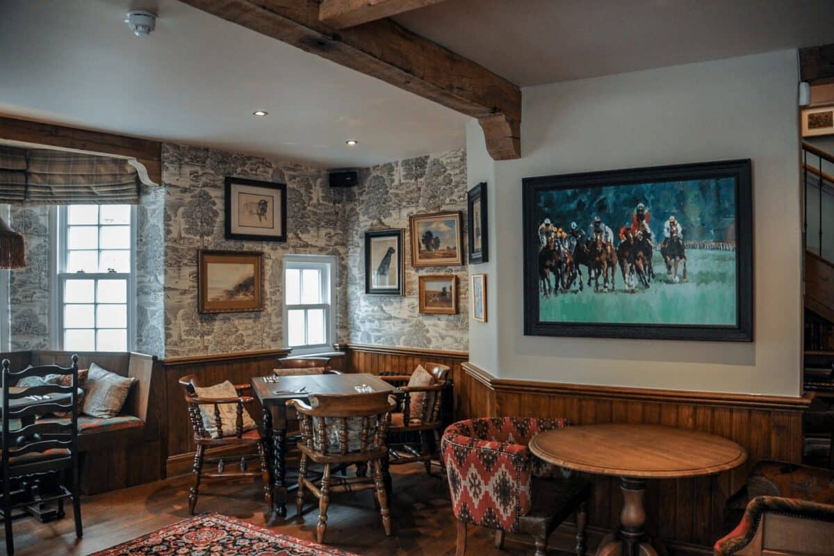 The Lion at Malpas
