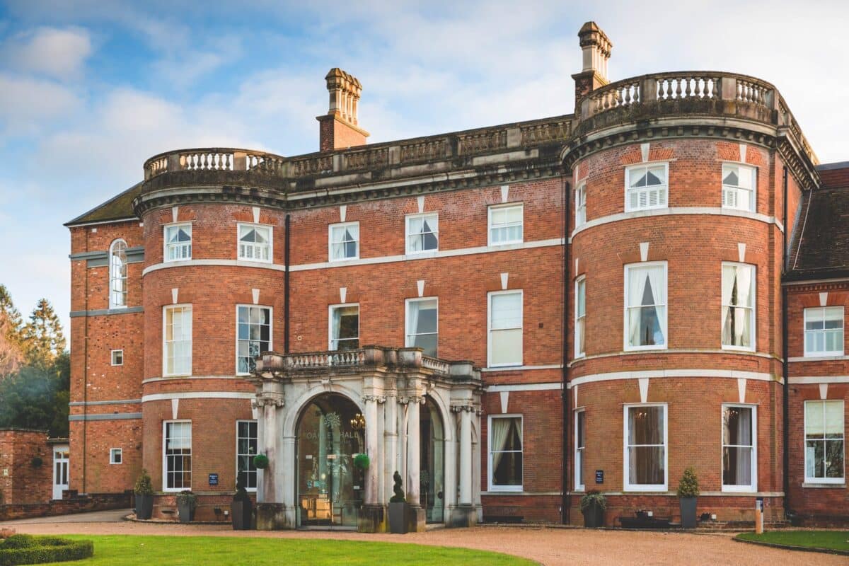 Dog-friendly Oakley Hall Hotel, a Georgian countryside manor in Hampshire